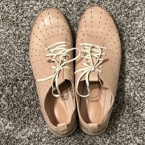 Clarks Perforated Leather Lace Up Oxfords Blush Pink Women Size 9